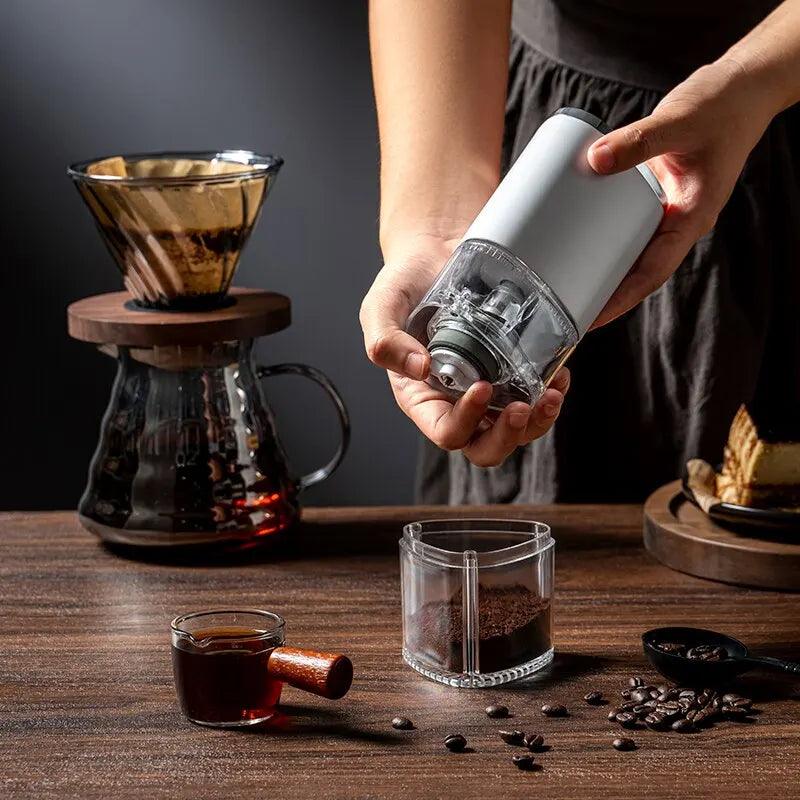 Portable Electric Coffee Grinder TYPE C USB Charge Ceramic Grinding Core Home Coffee Beans Pulverizer Grinder